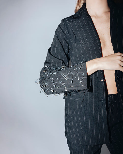 Blazer Chiara alfinetes de risca de giz — Another Label (foto 2)